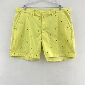 St John's Bay Temp i.lex Shorts Toucan Print Casual Stretch Yellow Men's Size 42